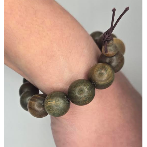 Natural Bead bracelet in Rosewood